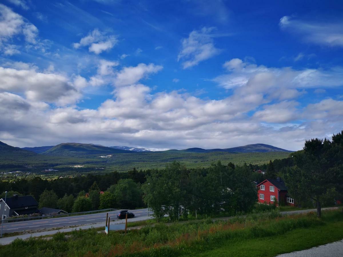 Dombas Gjestehus Exteriör bild